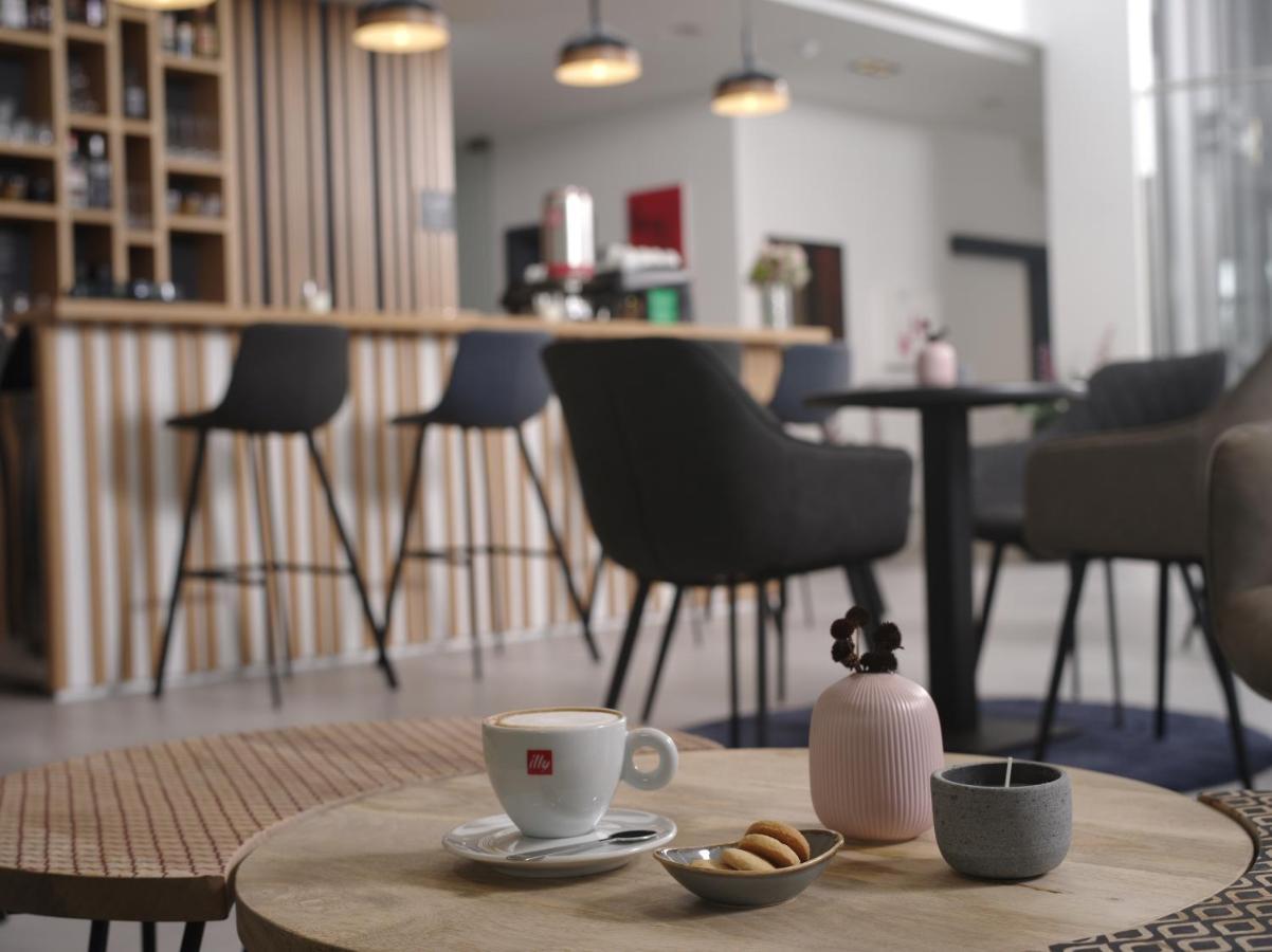 Hotel Cubis ليندافا المظهر الخارجي الصورة