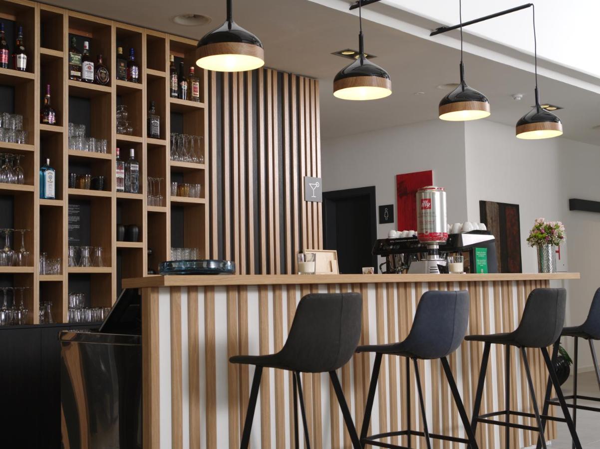Hotel Cubis ليندافا المظهر الخارجي الصورة